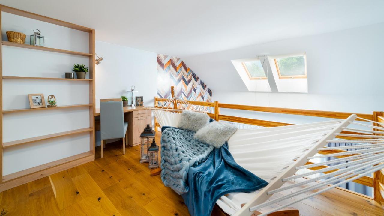 Hello Apartamenty - Wiking Przy Wyciagu Narciarskim カルパッチ エクステリア 写真
